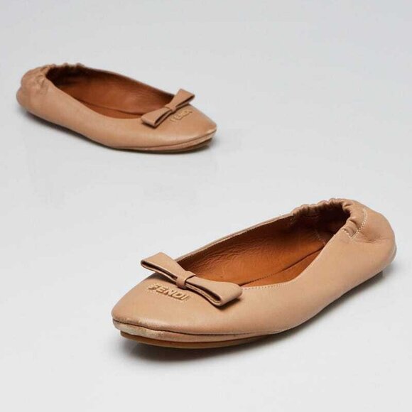 Fendi Beige Leather Bow Flats Size 5/35.5 - Picture 1 of 4
